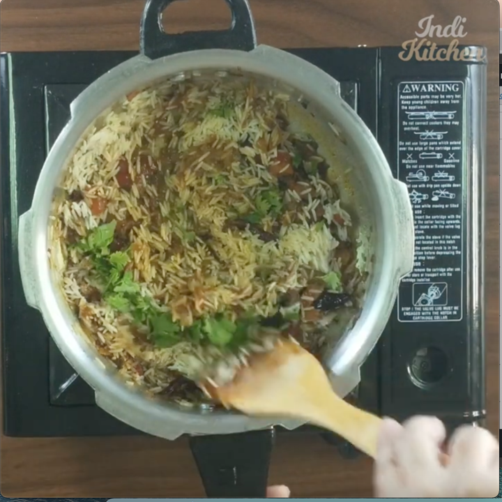 Onion Pulao by Sanjeev Kapoor